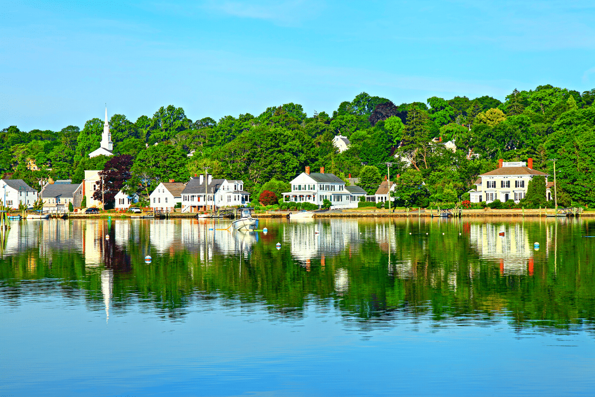 Seriously Unplug in These Charming New England Towns