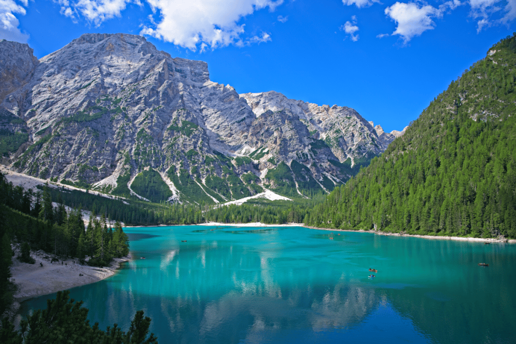 The Greatest Alpine Lakes in Italy | Destinations Inc. WY