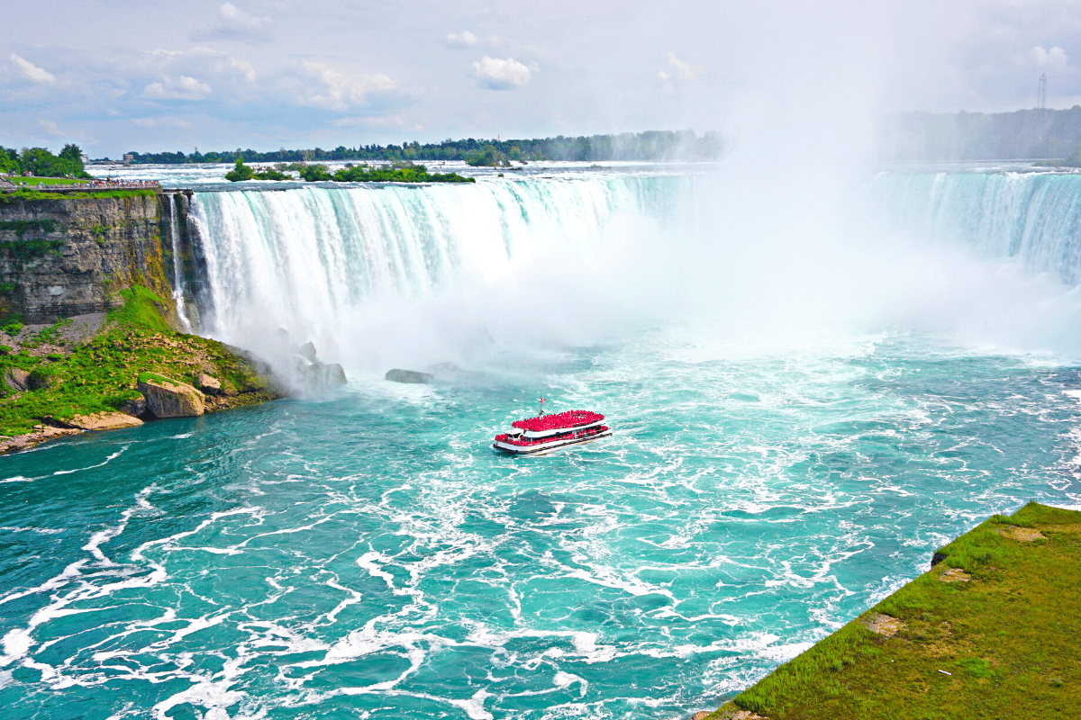 Why Niagara Falls Should Be On Your Radar This Year